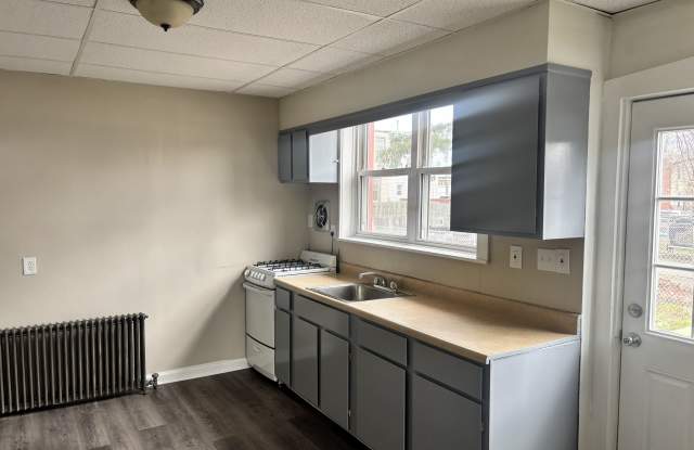 225 Essex Street - A Gallery 4