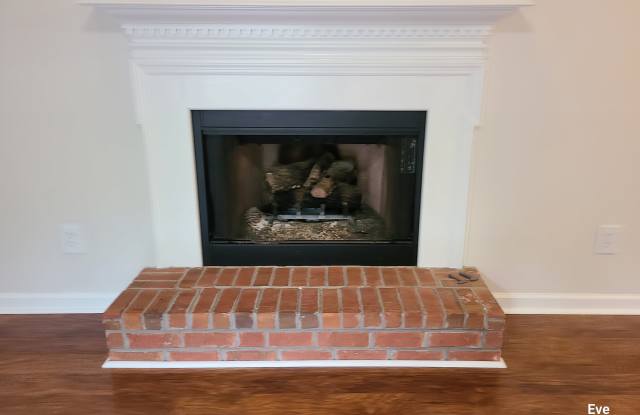 2733 Airwood Drive Gallery 4