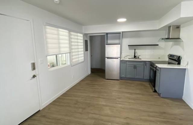 1313 Huntington Dr. photos photos