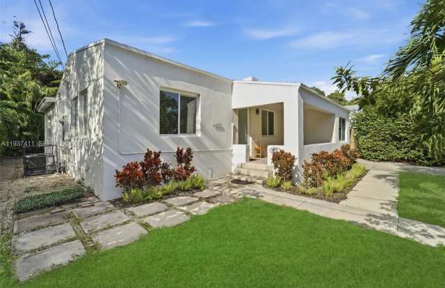 4420 NW 3rd Avenue photos photos