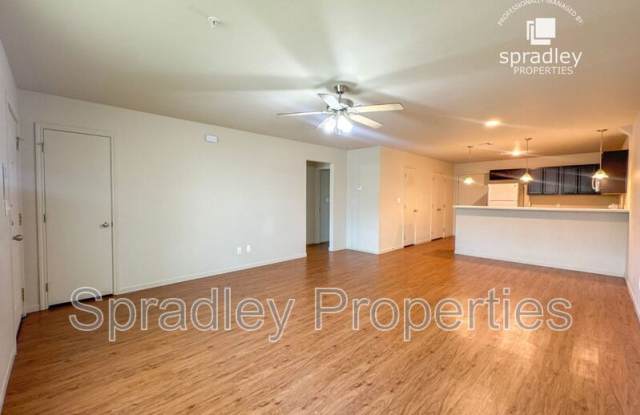 255 E 5th Ave photos photos