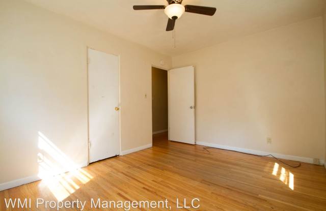 4318 N. Whittier Place Gallery 4