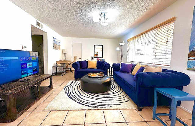 18555 Collins St photos photos