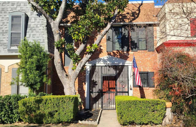 Beautiful townhome near the San Antonio airport! photos photos