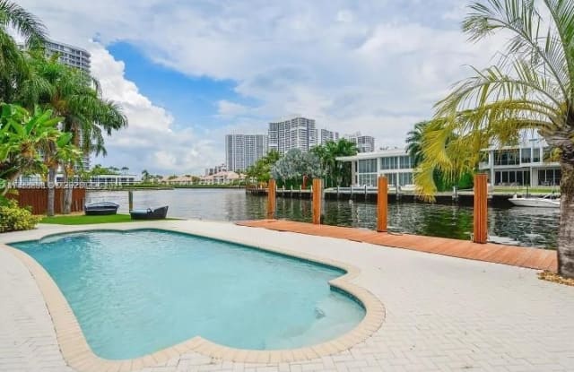 451 Center Island - 451 Centre Island, Golden Beach, FL 33160