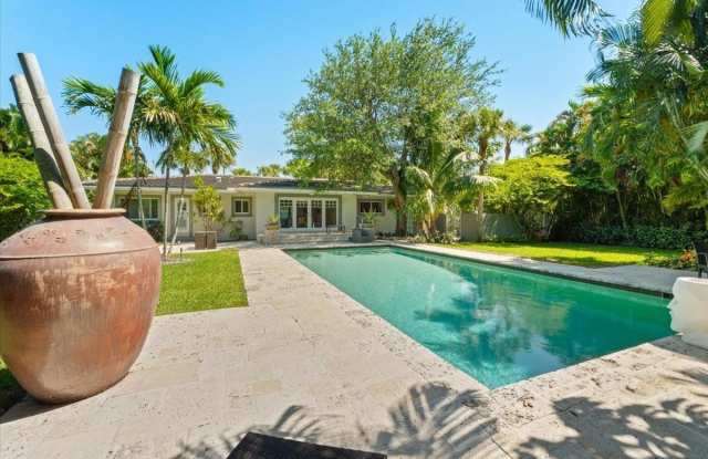 1635 Seabreeze Boulevard photos photos