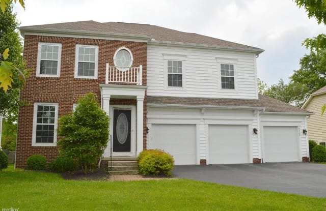 8309 Marwithe Pl - 8309 Marwithe Court, New Albany, OH 43054
