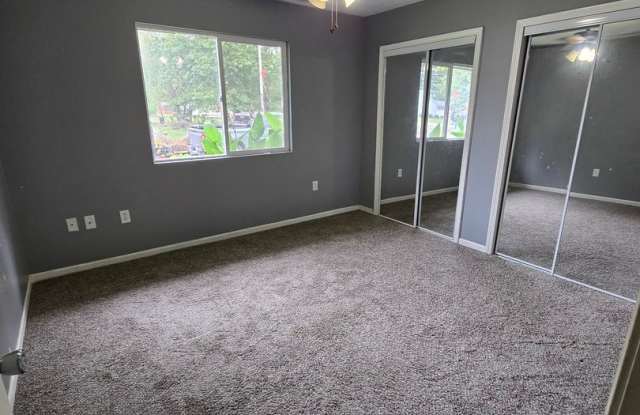 1201 W White St photos photos