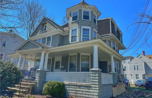 207 Flax Hill Road Gallery 1