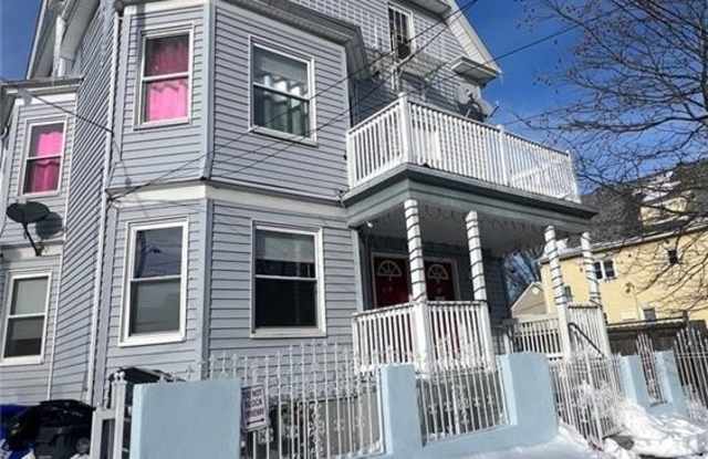 51 Glenham Street unit: 1 photos photos