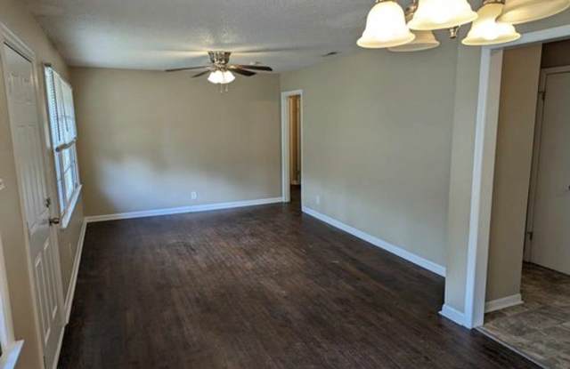 2213 Glen Iris Road, NW Gallery 2
