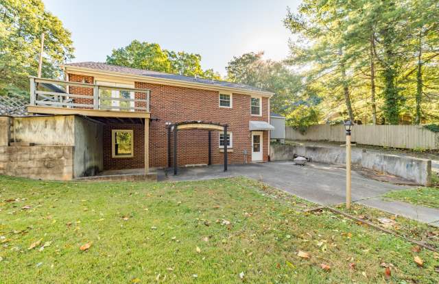 104 Boonsboro Drive - B Gallery 4