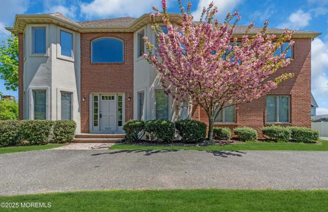 599 Norwood Avenue photos photos