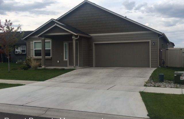 6184 W Alliance St - 6184 W Alliance St, Rathdrum, ID 83858