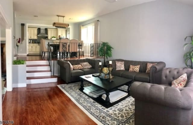 231 STARMOND AVE - 231 Starmond Avenue, Clifton, NJ 07013