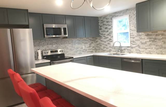 2839 Bluebell Cir photos photos