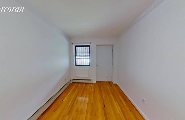 105 Madison Street Gallery 3