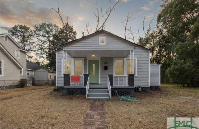 1527 NE 36th Street NE photos photos