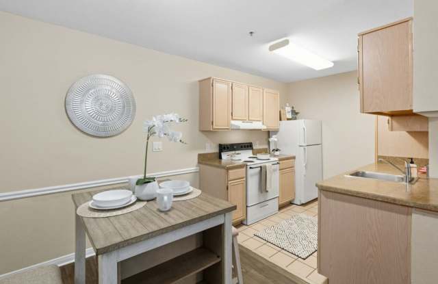 King's Reserve Willowbrook - Senior Housing Gallery 4