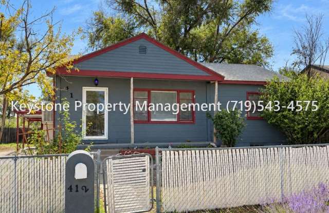 APPLICATION FEE REIMBURSED!  3 Bedroom Plus/1 Bathroom/Carport House $1350/$1350 Gallery 1