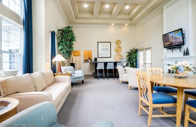 914 Timber Ridge Court Gallery 3
