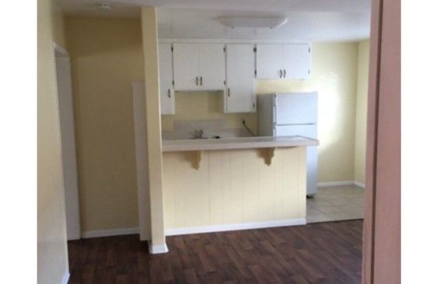 13th Street Apartments Gallery 1