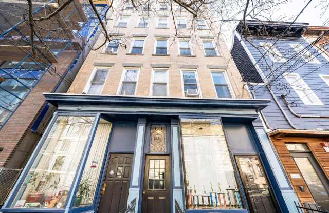 520 JEFFERSON ST photos photos