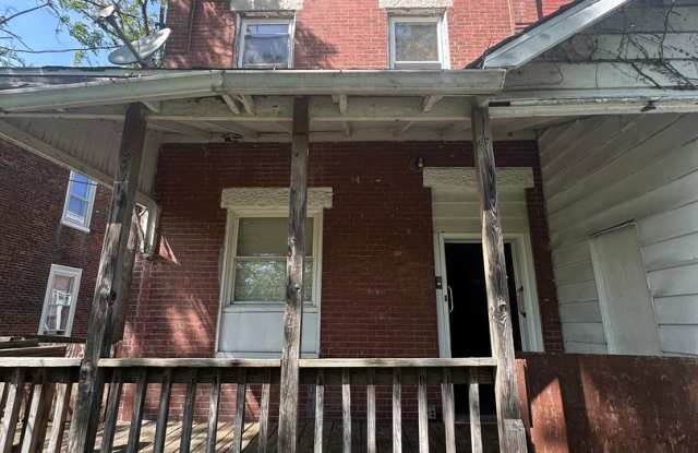 Large 3 bed, 2 full bath photos photos