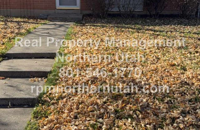 5 Bedroom 2 Bath Home In Kaysville Available! - 318 West 250 South, Kaysville, UT 84037