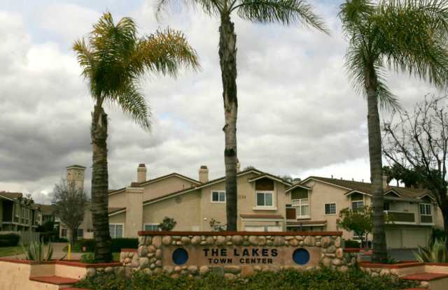 3Br 2 1/2Ba, 2 Story Condo Avail May 1st short term lease - 10170 Palm Glen Drive, Santee, CA 92071