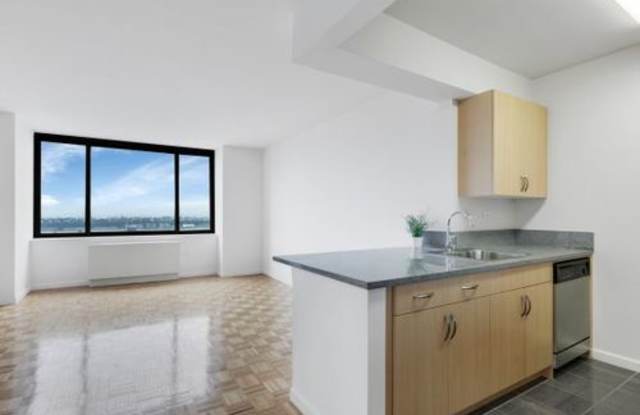 270 West 47th Street Gallery 2