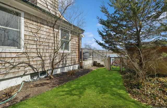 80 Towd Point Road Gallery 3