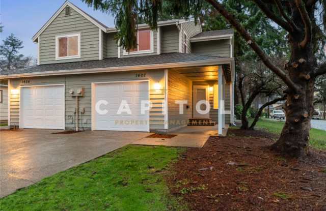 1402 5th Avenue SW photos photos