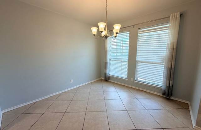 Super Nice 3 Bedroom 2 Bath in Westover Place Gallery 4