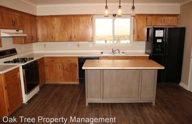 16962 E. Trimmer Springs Road Gallery 2