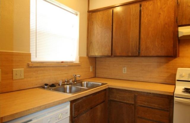 3828 Coates Circle Gallery 4