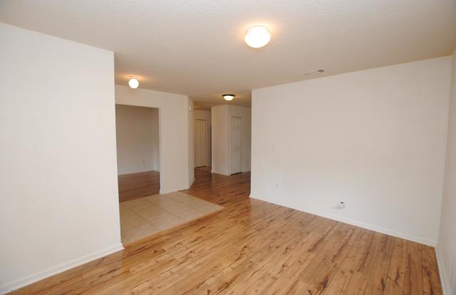 10234 NORMANDY COVE ST Gallery 4