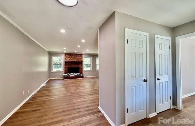 3517 Cross Winds Drive Gallery 3