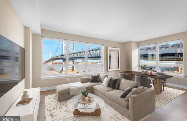 235 N COLUMBUS Boulevard photos photos