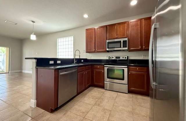 888 Quartz Terrace, West Palm Beach, FL 33413 photos photos