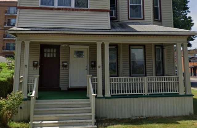 71 Campfield Avenue Gallery 1