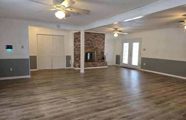 12334 Fernwood Cove Gallery 4