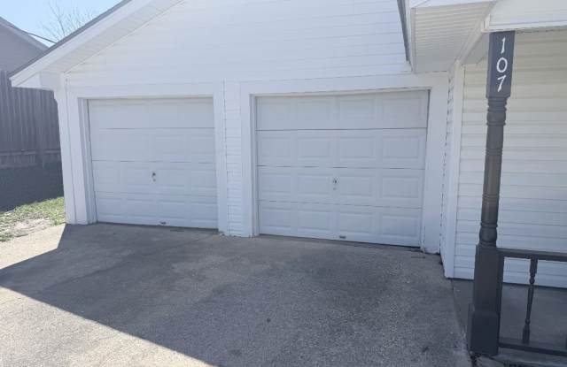 107 Crystal Drive photos photos