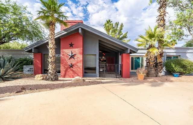 Fountain Hills - No HOA! Covered RV Parking available! - 10646 North Indian Wells Drive, Fountain Hills, AZ 85268