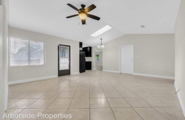 4952 Orange Ave. - 4952 N Orange Ave, Goldenrod, FL 32792