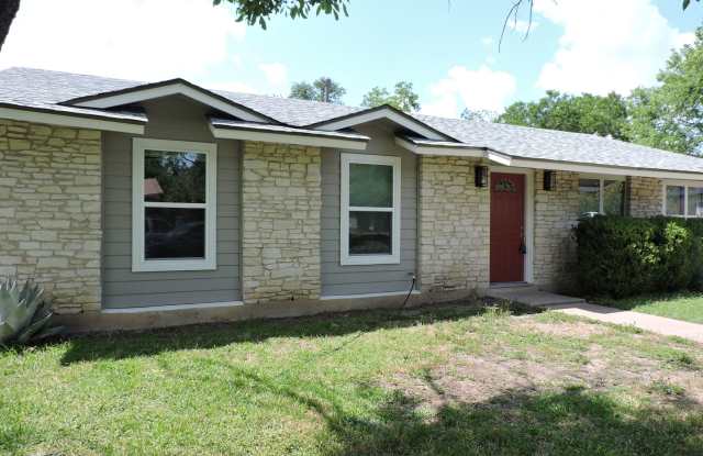 CHARMING HOME WITH LOTS OF CHARACTER photos photos CHARMING HOME WITH LOTS OF CHARACTER photos photos