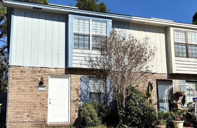 413 NW Sea Lane unit: A photos photos