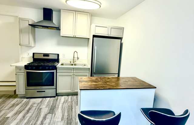 6554 Greenbush Ave photos photos