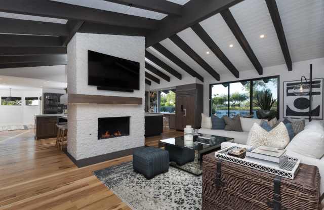 8326 E LA SENDA Drive Gallery 3