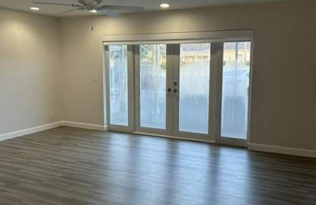 10330 N Military Trail Gallery 2